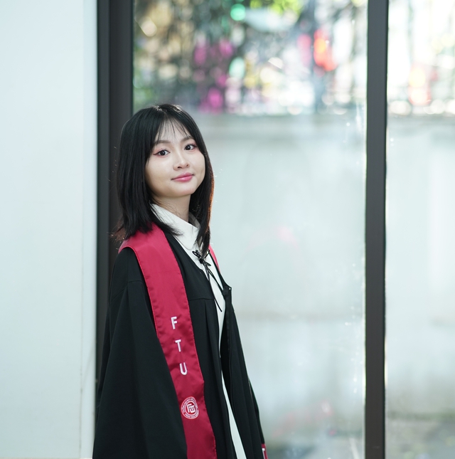 Học tiếng Anh cùng thủ khoa Trường đại học Ngoại Thương trên kênh TikTok 12k follower- Ảnh 1.