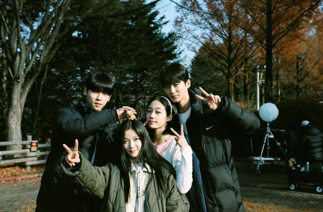 Vì sao phim Hàn retro lại gây sốt với khán giả?- Ảnh 3.