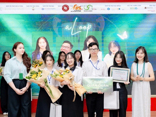 Thủ khoa tốt nghiệp 3.94/4.0 Trường đại học Ngoại thương cũng sợ “peer pressure” - Ảnh 3.