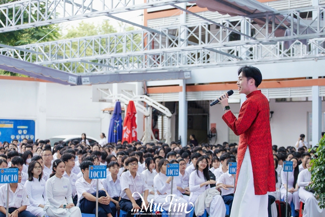 Teen Trường THPT Nguyễn Thái Bình giao lưu với nghệ sĩ nổi tiếng ngay tại trường- Ảnh 10.