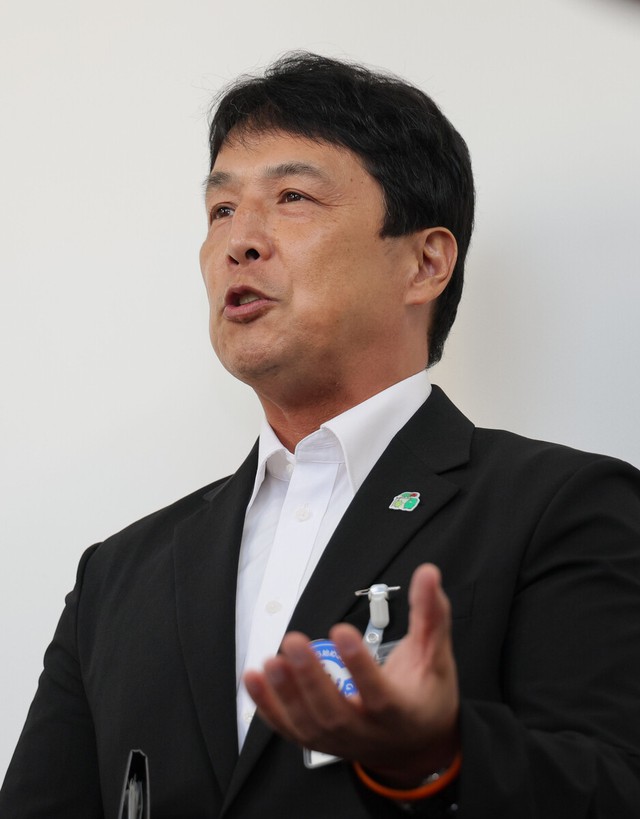 Japan city passes ordinance capping screen time to 2 hours- Ảnh 2.