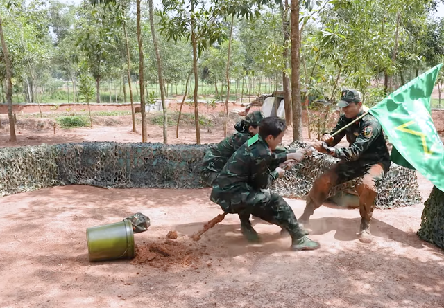 Sao nhập ngũ tập 8: dàn cast ngỡ ngàng trước sức mạnh của Trang Pháp, Chi Pu- Ảnh 7.