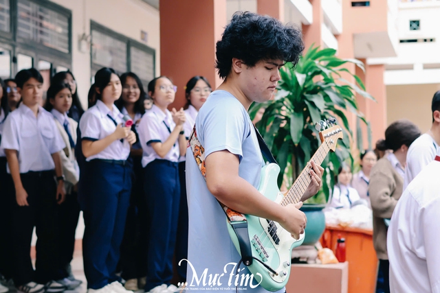 Teen Trường THPT Nguyễn Hữu Huân tổ chức mini show giờ ra chơi- Ảnh 16.