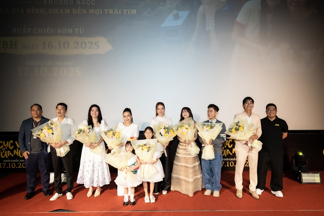 Dàn diễn viên Cục vàng của ngoại mở đại hội ‘bóc phốt’ đạo diễn Khương Ngọc- Ảnh 2.