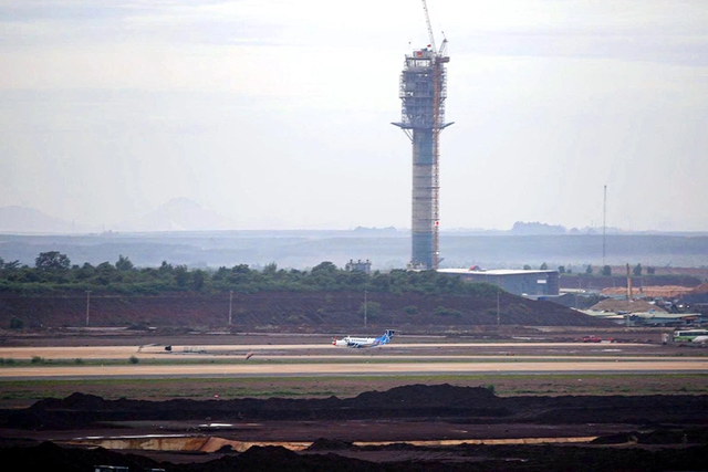 Aircraft conducts 1st calibration flight at Long Thanh Airport in southern Vietnam- Ảnh 2.