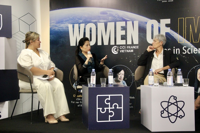 France’s first female astronaut discusses women’s roles in science, leadership in Ho Chi Minh City- Ảnh 3.