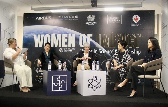 France’s first female astronaut discusses women’s roles in science, leadership in Ho Chi Minh City- Ảnh 1.
