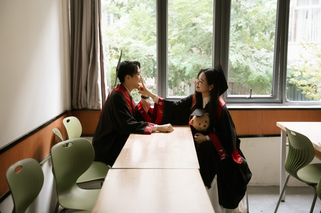 NỮ SINH TIÊU BIỂU FTU VÀ CHUYỆN TÌNH NGỌT NGÀO Ở TUỔI 20 - Ảnh 5.