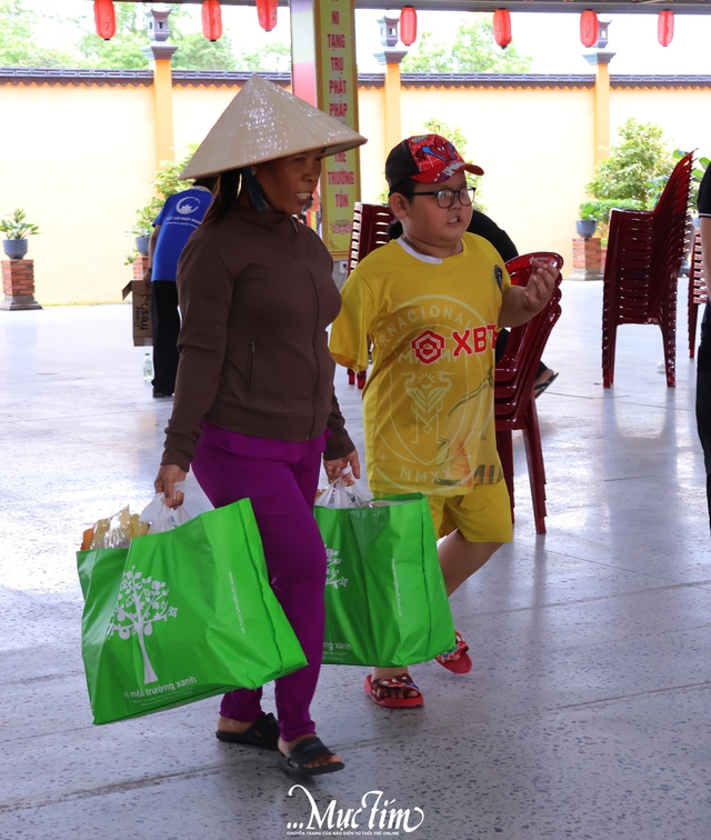 Trung thu mơ ước 2025: Thêm yêu thương cho trẻ em Tây Ninh- Ảnh 14.