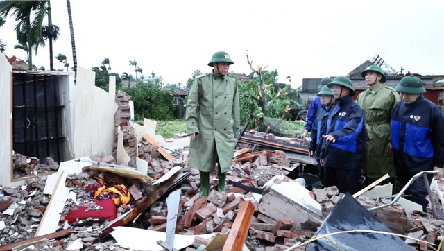 Tornadoes in Vietnam’s Ninh Binh kill 9, injure 18 during storm Bualoi - Ảnh 3.