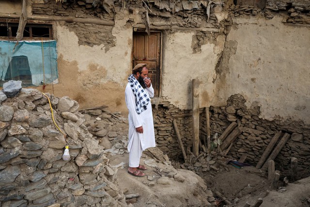 New quake shakes devastated Afghan region as death toll exceeds 1,400- Ảnh 9. New quake shakes devastated Afghan region as death toll exceeds 1,400- Ảnh 9.