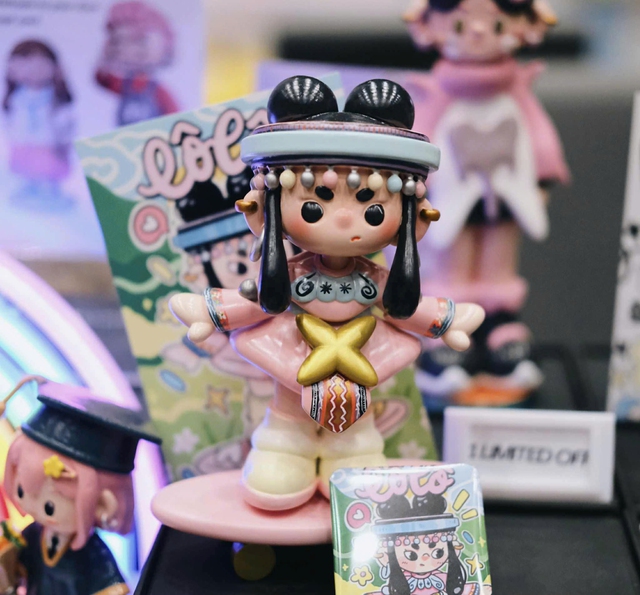 Chàng trai đưa yếu tố văn hóa Việt vào art toy - Ảnh 7.