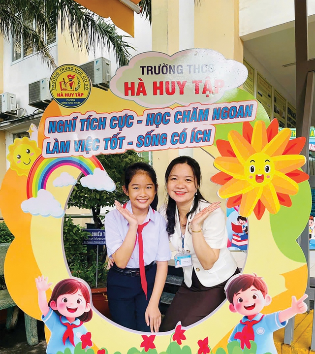 Muôn kiểu 'say hi' tân binh lớp 6 vui ơi là vui của các trường - Ảnh 6.