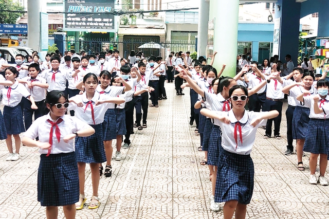 Giờ ra chơi đầy ắp tiếng cười - Ảnh 2.