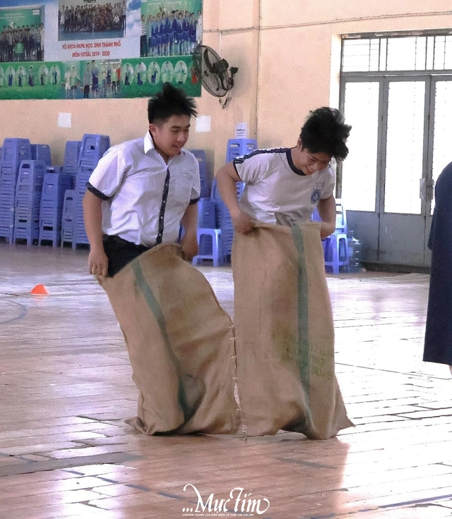 Trường THPT Trần Văn Giàu chào đón em út 2k10 gia nhập đại gia đình thân yêu - Ảnh 14.
