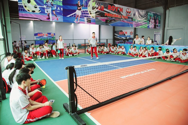 Teen Trường THPT Trần Nhân Tông văn nghệ sắc màu, sẵn sàng cho năm học mới- Ảnh 7.