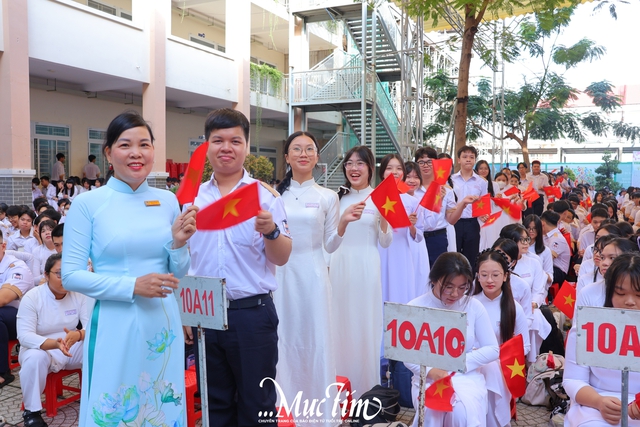 Khát vọng vươn mình của thầy và trò Trường THPT Dương Văn Thì trong năm học mới - Ảnh 4.