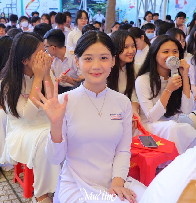 Khát vọng vươn mình của thầy và trò Trường THPT Dương Văn Thì trong năm học mới - Ảnh 17.