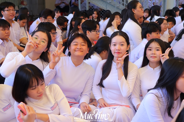 Khát vọng vươn mình của thầy và trò Trường THPT Dương Văn Thì trong năm học mới - Ảnh 19.