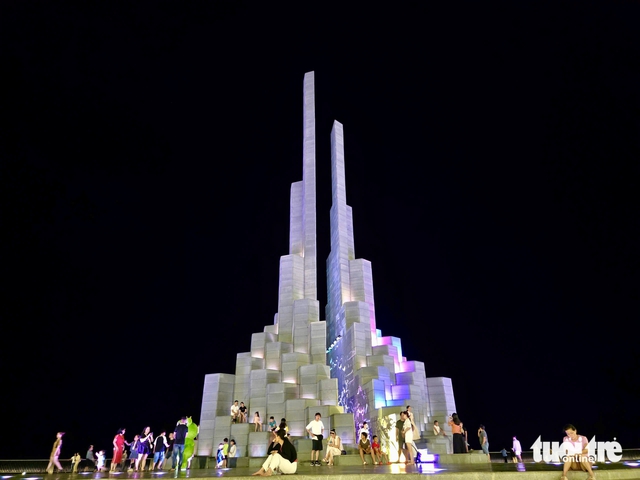 Vietnam’s Dak Lak authorities to assess repairs after lighting system failure at popular tower- Ảnh 1.