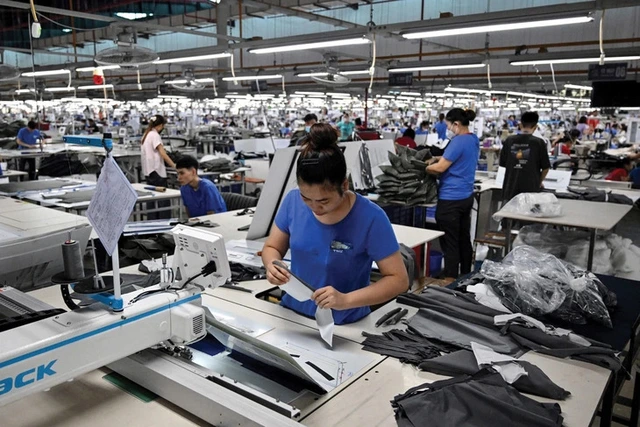 Vietnam reports $14bn trade surplus in January-August- Ảnh 1. Vietnam reports $14bn trade surplus in January-August- Ảnh 1.