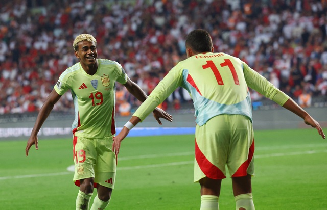 Tuyển Đức giành chiến thắng đầu tiên tại vòng loại World Cup - Ảnh 3.