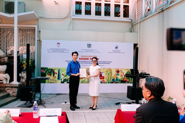 Cuban Consulate General inaugurates student-drawn mural in Ho Chi Minh City- Ảnh 3. Cuban Consulate General inaugurates student-drawn mural in Ho Chi Minh City- Ảnh 3.