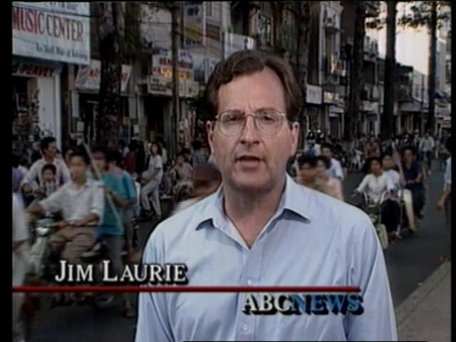 Foreign journalists tell stories of Vietnam's Doi Moi- Ảnh 3.