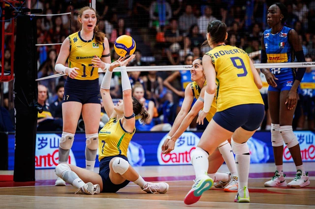 Trực tiếp bóng chuyền nữ thế giới trận tranh hạng 3: Nhật Bản đối đầu Brazil- Ảnh 1.