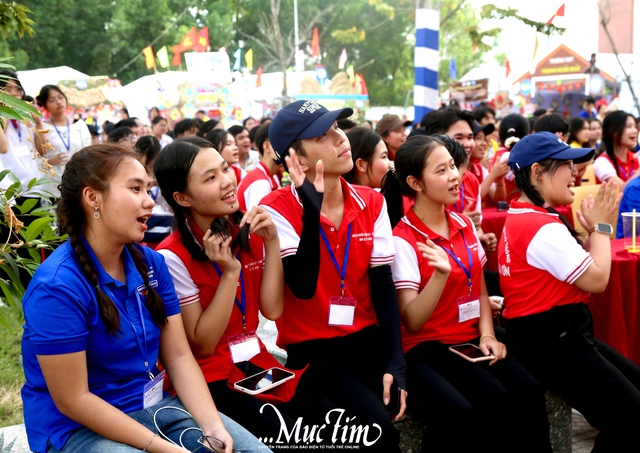 Trại sinh bùng nổ cùng văn nghệ và thể thao tại Hội trại truyền thống 9-1 cụm 9- Ảnh 3.