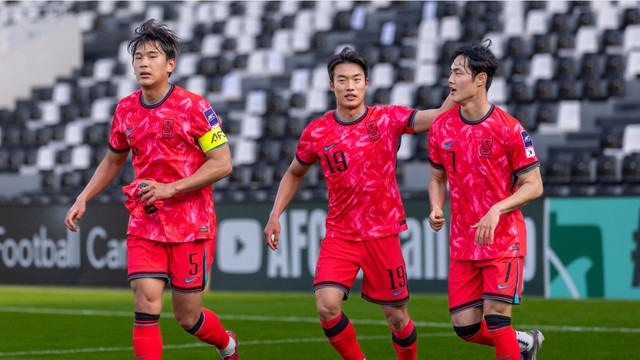 U23 Châu Á 2026: Nhật Bản, Hàn Quốc thị uy sức mạnh - Ảnh 2.