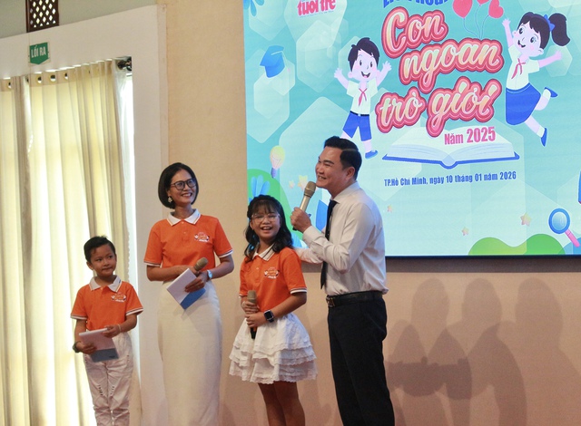 Tự hào khi học trò được tuyên dương Con ngoan trò giỏi - Ảnh 4.