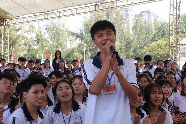 Vô vàn cảm xúc trong lần đầu tham dự Hội trại truyền thống 9-1 của trại sinh cụm 11 - Ảnh 4.