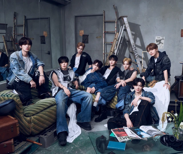 ALD1 trở thành tân binh triệu bản chỉ sau 2 giờ ra mắt- Ảnh 1.