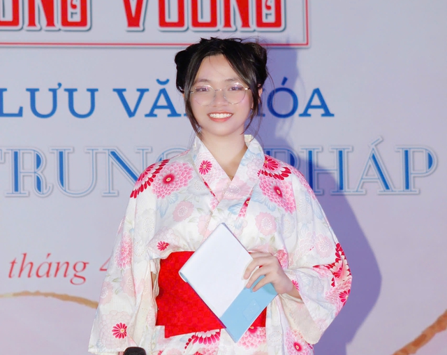 Nữ sinh Trường THPT chuyên Hùng Vương giỏi văn, đam mê hoạt động cộng đồng - Ảnh 5.