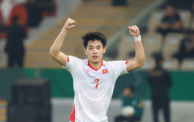Vietnam edge Saudi Arabia to advance as Group A winners at U23 Asian Cup- Ảnh 1.