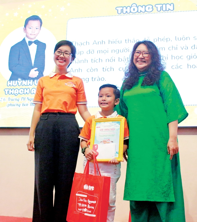 Giải mã 'sức nóng' của từ khóa Con ngoan trò giỏi - Ảnh 10.