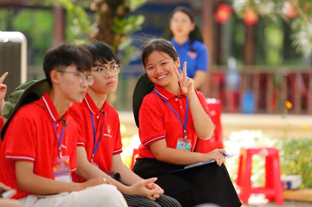 Quán quân YouBranding: Tôn vinh di sản văn hoá là trách nhiệm cần có của thế hệ trẻ - Ảnh 4.