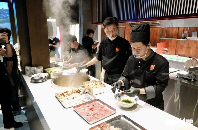 Ho Chi Minh City opens ‘Pho’ Museum
- Ảnh 2.