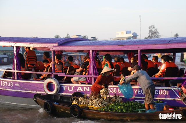 Official calls for day-and-night operation of Cai Rang Floating Market in Vietnam’s Can Tho- Ảnh 1.