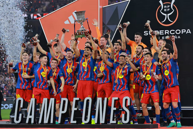 Barcelona sẽ dạo chơi trên sân của Real Sociedad - Ảnh 1.