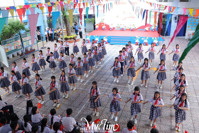 Thiếu nhi TP.HCM hăng hái hưởng ứng 135 ngày thi đua chào mừng kỷ niệm 85 năm Ngày thành lập Đội  - Ảnh 10.