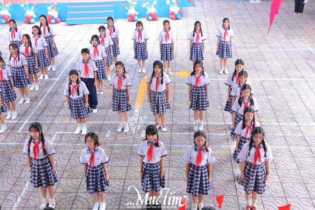 Thiếu nhi TP.HCM hăng hái hưởng ứng 135 ngày thi đua chào mừng kỷ niệm 85 năm Ngày thành lập Đội  - Ảnh 12.