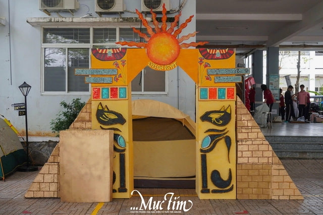 Học sinh tái hiện không gian văn hóa đa quốc gia tại hội trại truyền thống - Ảnh 3.