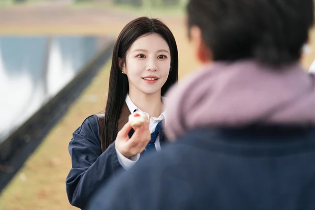 4 vai diễn làm nên sức hút của mỹ nhân Can this love be translated?- Ảnh 1.