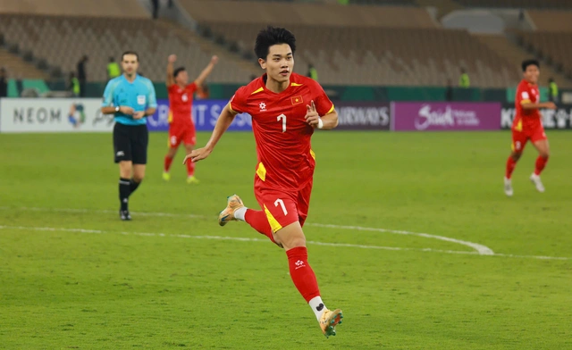 Vietnam beat UAE after extra time to reach U23 Asian Cup semis- Ảnh 4.
