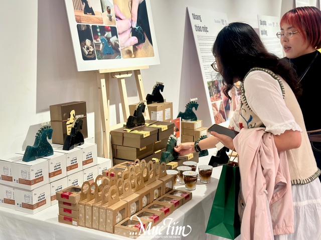 Khám phá phiên chợ Tết hội tụ thủ công ba miền - Ảnh 2.