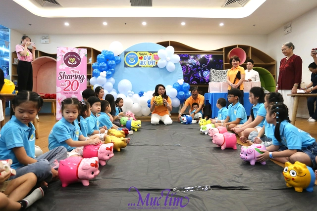 Thế hệ thứ 3 của Nhóm Chia sẻ - Sharing đóng góp Tết cho em - Ảnh 4.