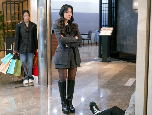 Kim Hye Yoon trở lại, liệu có vượt qua cái bóng Lovely runner? - Ảnh 3.