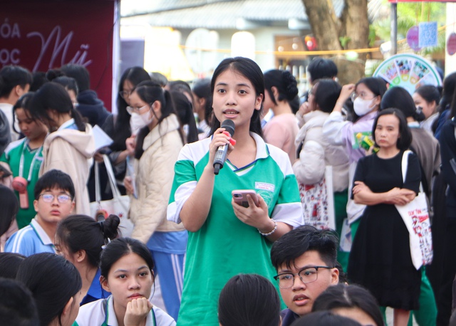 Nếu học du lịch, có sợ bị AI thay thế không? - Ảnh 4.